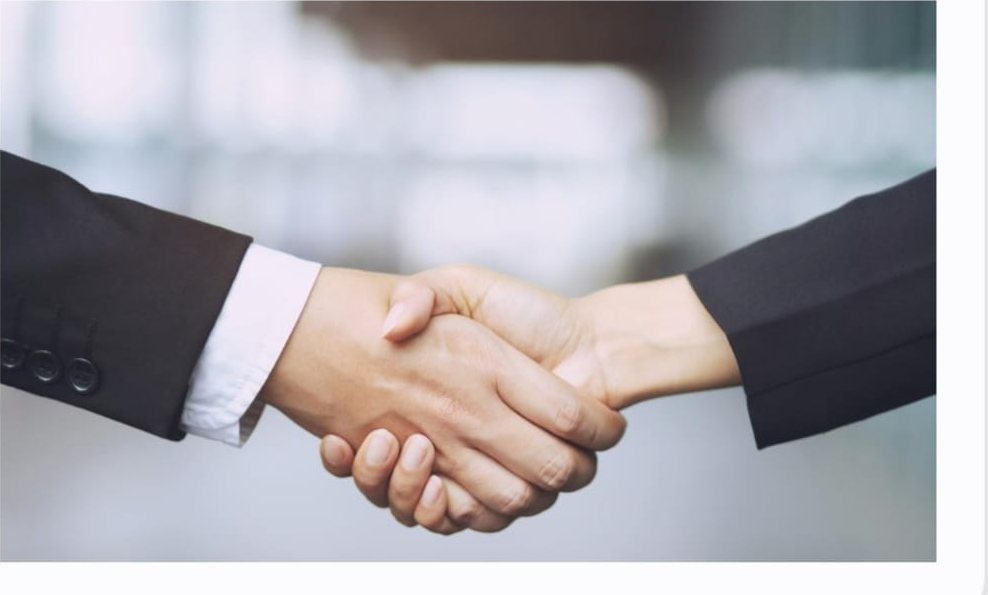 Stretta di mano a suggello di una collaborazione professionale